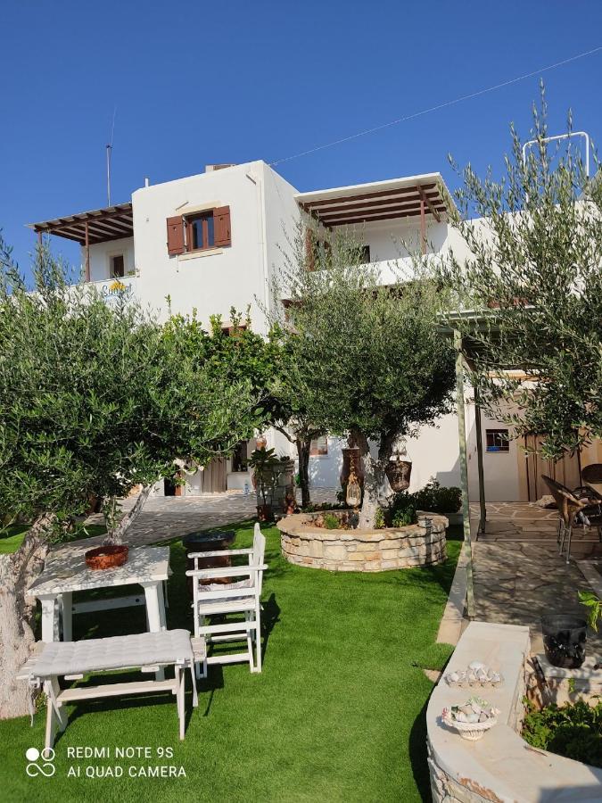 Sunset Studios And Apartments For Adults Over 21 Only ناوسا المظهر الخارجي الصورة