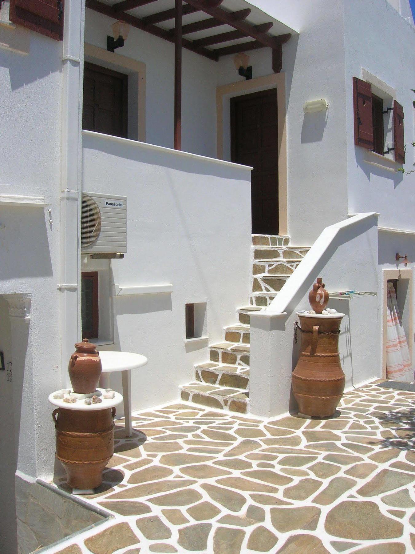 Sunset Studios And Apartments For Adults Over 21 Only ناوسا المظهر الخارجي الصورة